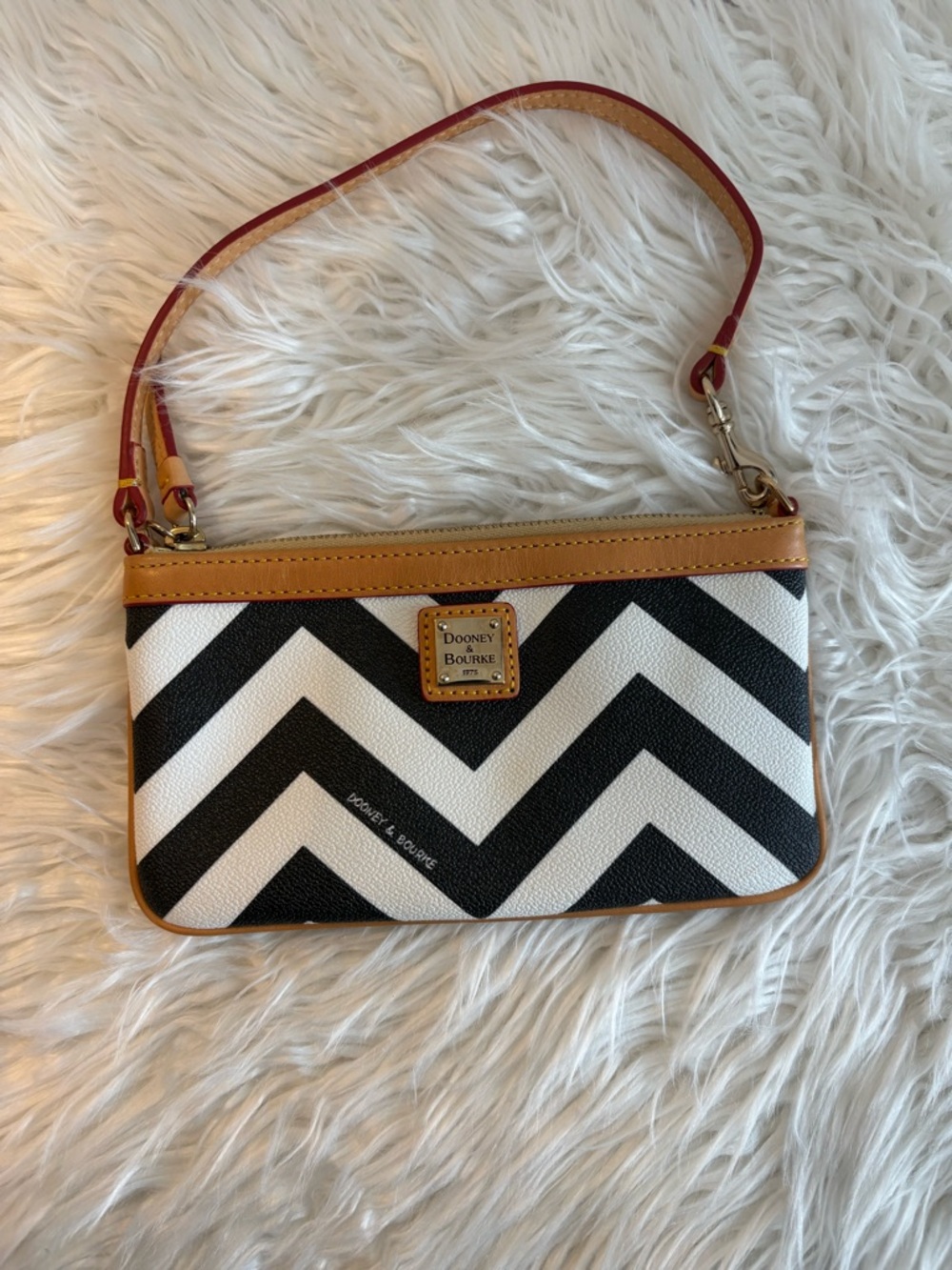Dooney & Bourke Black & White Chevron Wristlet with Tan Trim